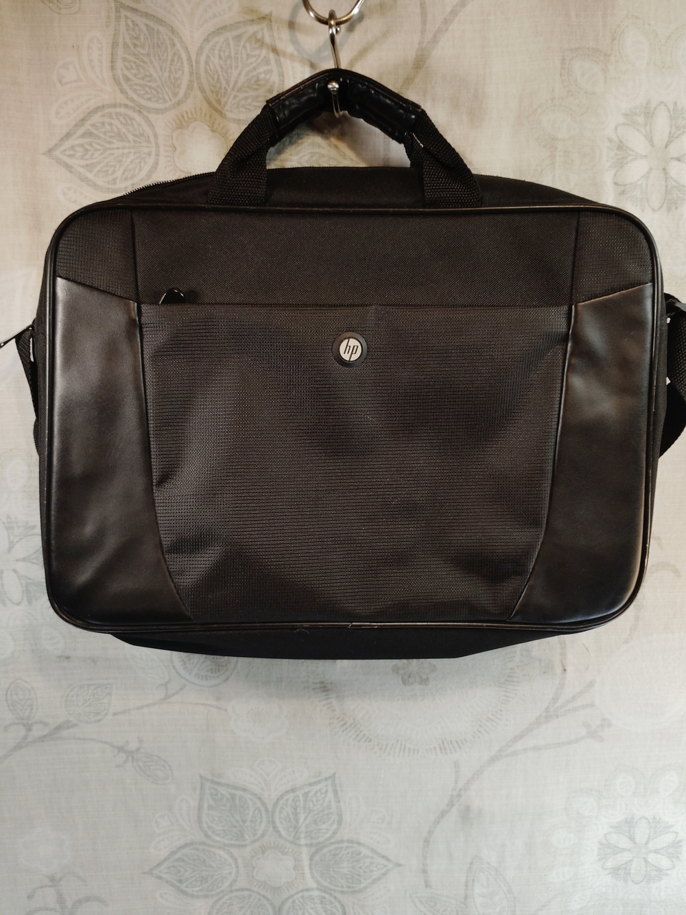 HP Black Laptop/Messenger Bag For Daily Usage